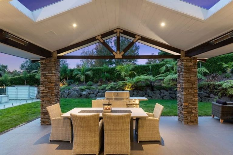 Photo of property in 30 Wicklam Lane, Greenhithe, Auckland, 0632