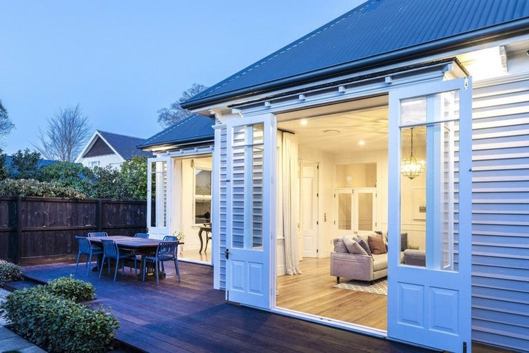 Photo of property in 41 Leinster Road, Merivale, Christchurch, 8014