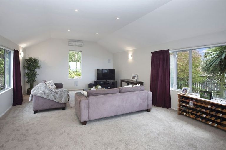 Photo of property in 8 Kaikoura View, Mount Pleasant, Christchurch, 8081