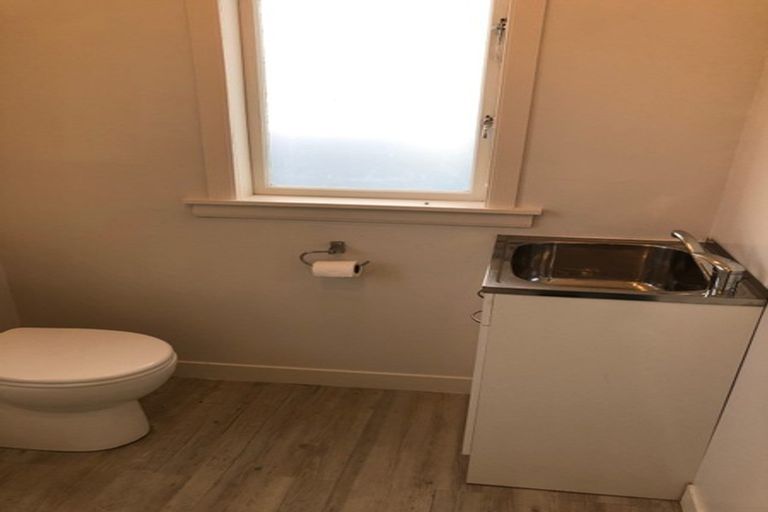 Photo of property in 24 Holland Street, Pukekohe, 2120