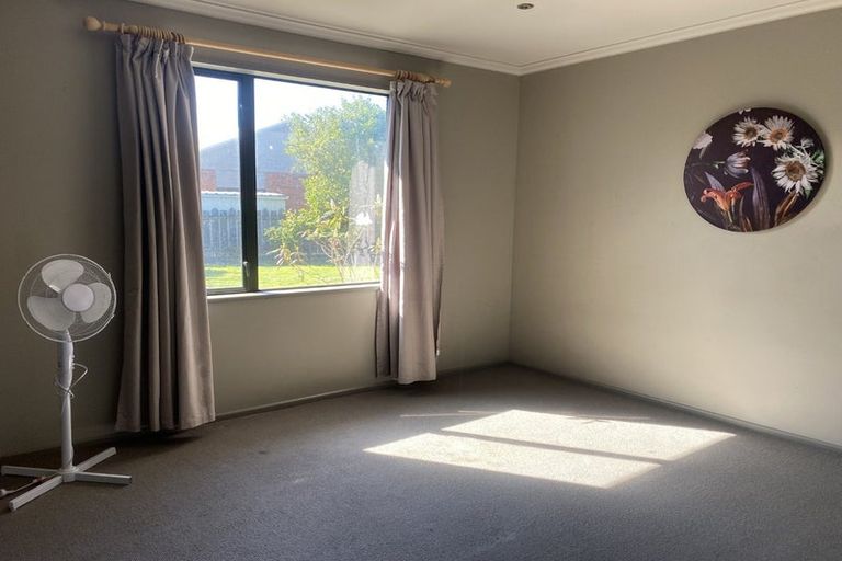 Photo of property in 6 Calder Place, Winton, 9720