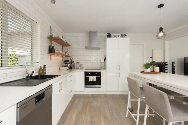 Photo of property in 11b Bellevue Road, Brookfield, Tauranga, 3110