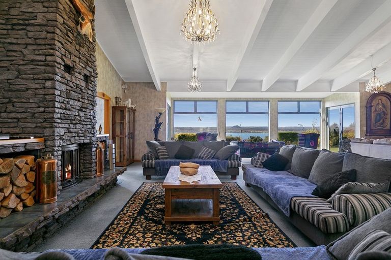 Photo of property in 35 Te Moenga Park, Acacia Bay, Taupo, 3330