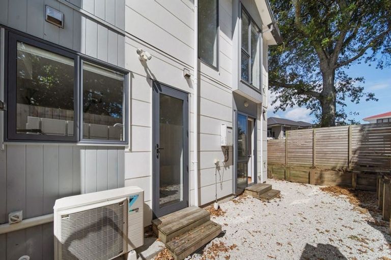 Photo of property in 64 Landscape Road, Papatoetoe, Auckland, 2025