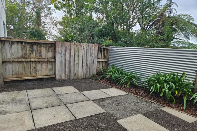 Photo of property in 9/38 Maratahu Street, Westown, New Plymouth, 4310