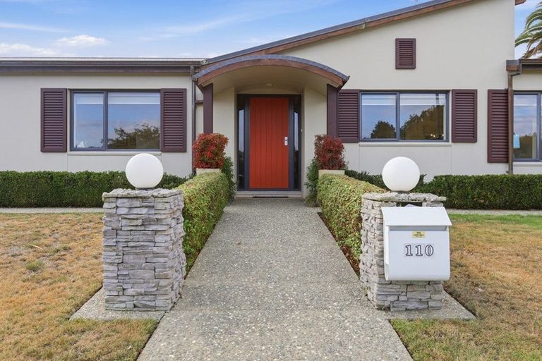 Photo of property in 110 Reynolds Road, Pukekohe, 2120