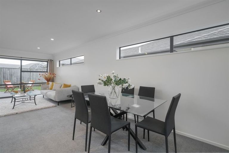 Photo of property in 21 Philippe Avenue, Yaldhurst, Christchurch, 8042