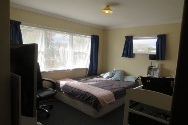 Photo of property in 25 Cobham Street, Levin, 5510