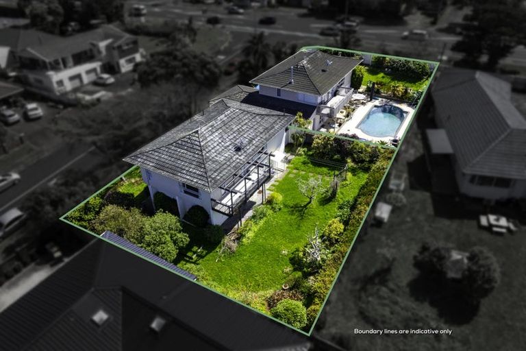 Photo of property in 373 East Coast Road, Mairangi Bay, Auckland, 0630