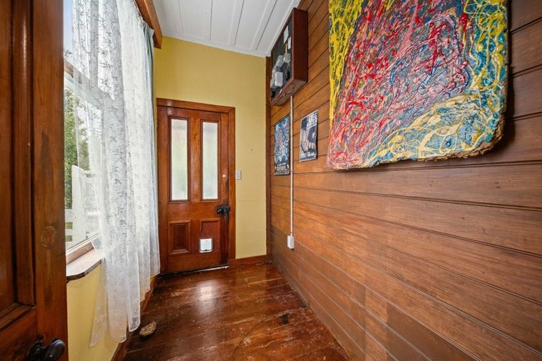 Photo of property in 1 Castle Hill Road, Alfredton, Eketahuna, 4996