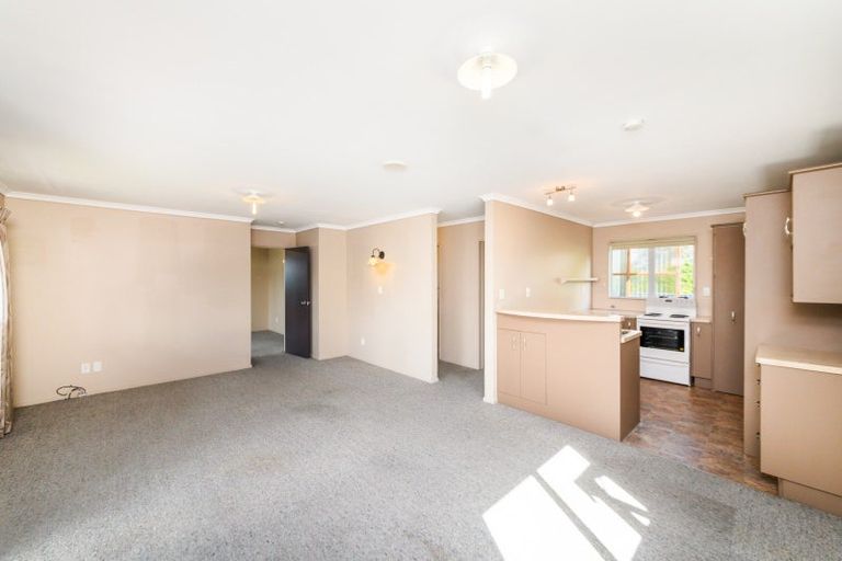 Photo of property in 44 Kaimanawa Street, Kelvin Grove, Palmerston North, 4414