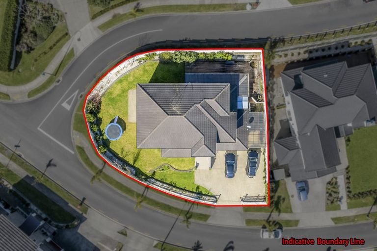 Photo of property in 11 Henriette Place, The Gardens, Auckland, 2105