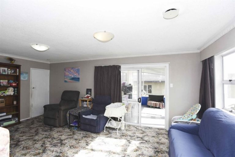 Photo of property in 45 Edinburgh Crescent, Waikiwi, Invercargill, 9810