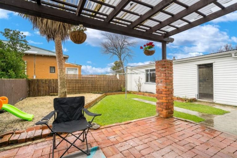 Photo of property in 40 Kirkcaldy Street, South Dunedin, Dunedin, 9012