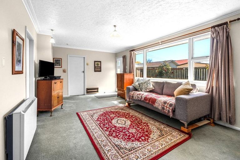 Photo of property in 1/49 Saint James Avenue, Papanui, Christchurch, 8053