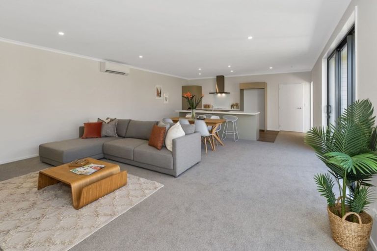 Photo of property in 12 Sholto Duncan Crescent, Halswell, Christchurch, 8025