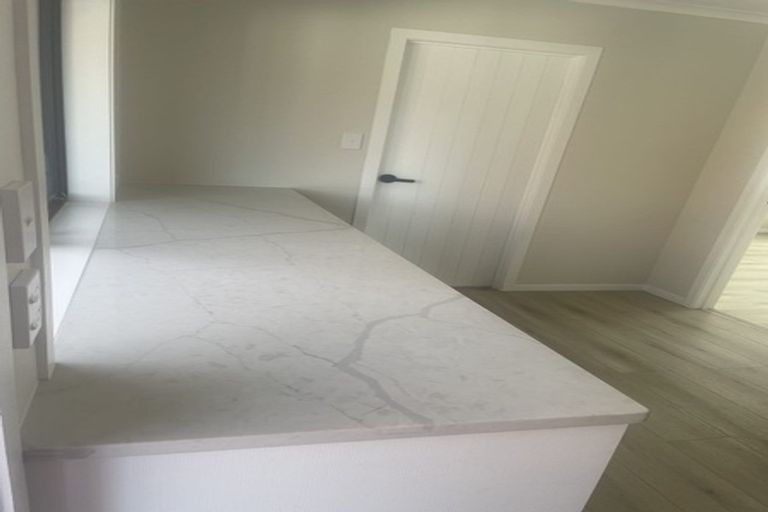 Photo of property in 216 Hillcrest Road, Hillcrest, Hamilton, 3216