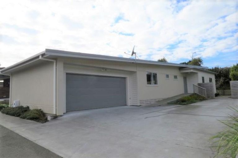 Photo of property in 2 John Mana Way, Marfell, New Plymouth, 4310