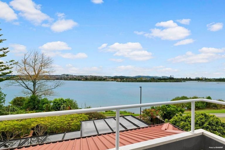 Photo of property in 29 Maori Hut Road, Red Beach, 0932