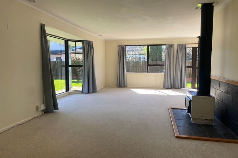 Photo of property in 61a Hautana Street, Woburn, Lower Hutt, 5010