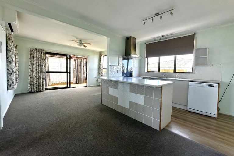 Photo of property in 17 Philip Street, Tokoroa, 3420