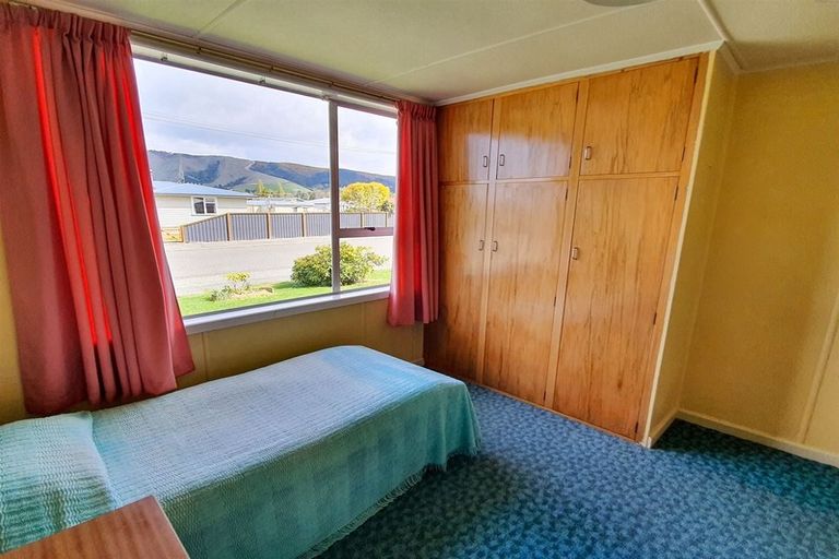 Photo of property in 36 Opie Street, Waimate, 7924