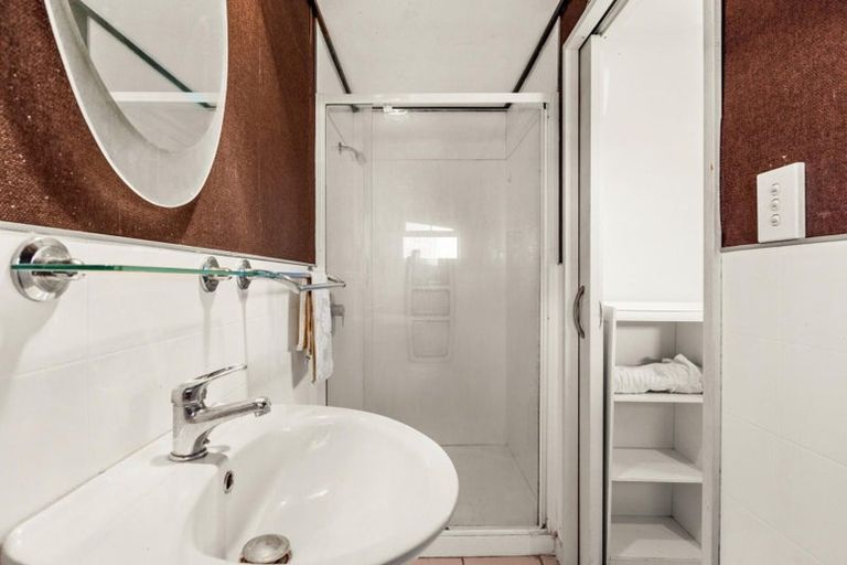 Photo of property in 66 Middle Road, Havelock North, 4130