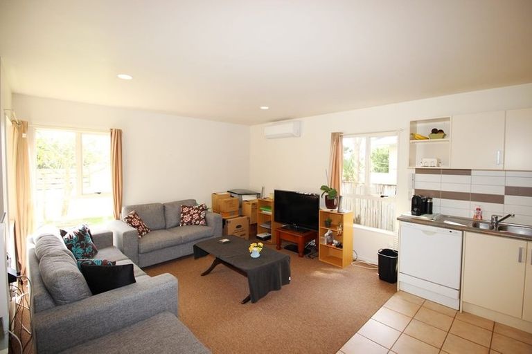 Photo of property in 2/57 Gladstone Road, Northcote, Auckland, 0627