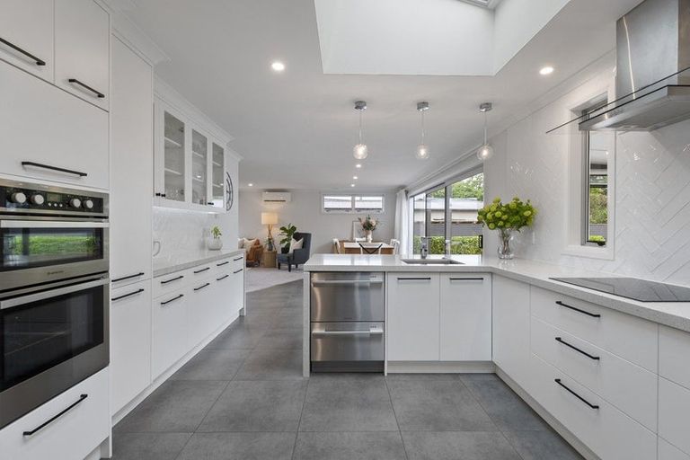 Photo of property in 467 Ruahine Street, Terrace End, Palmerston North, 4410