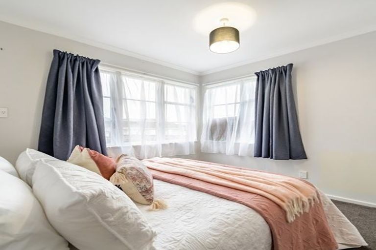 Photo of property in 21a Rimu Street, Naenae, Lower Hutt, 5011