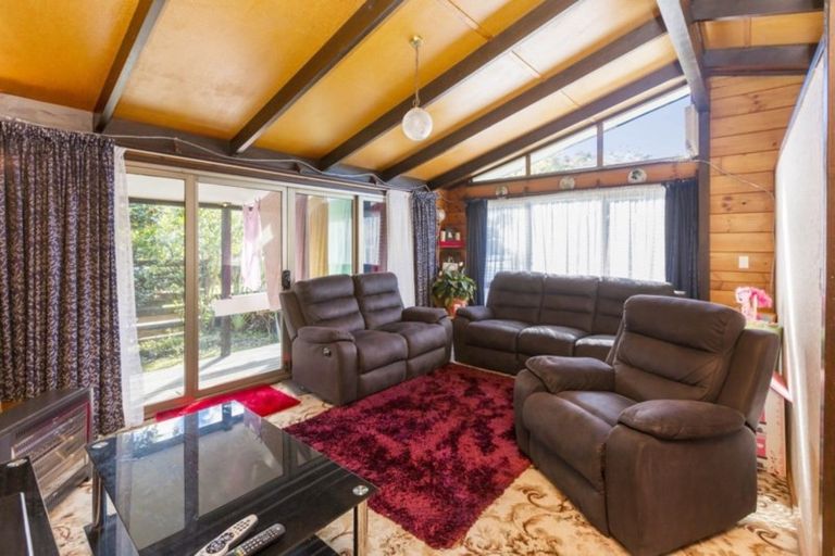 Photo of property in 35 Bonnie Glen Crescent, Ebdentown, Upper Hutt, 5018