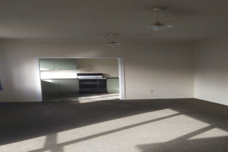 Photo of property in 35a Matai Road, Stanmore Bay, Whangaparaoa, 0932