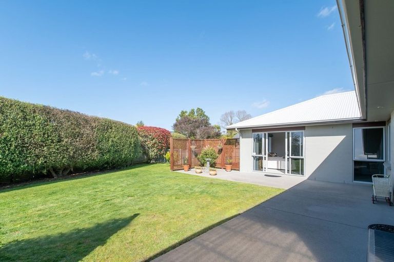 Photo of property in 16 Holden Avenue, Holdens Bay, Rotorua, 3010