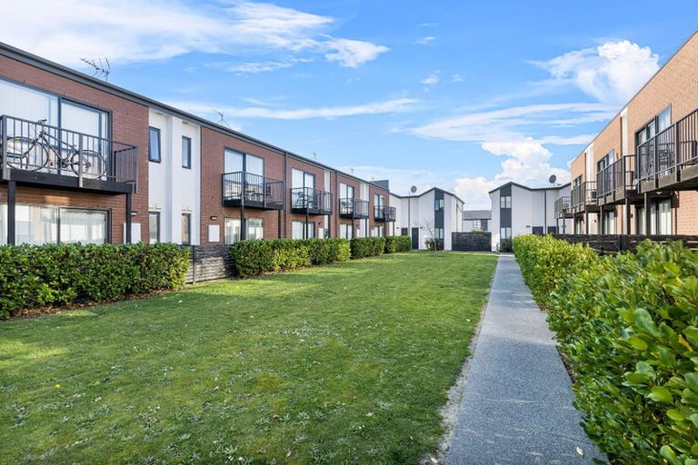 Photo of property in 18/180 Marine Parade, New Brighton, Christchurch, 8083