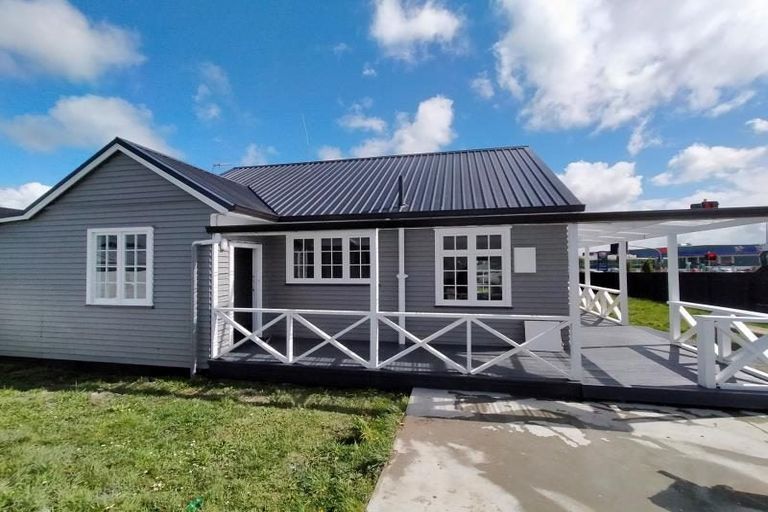 Photo of property in 1006 Tremaine Avenue, Roslyn, Palmerston North, 4414
