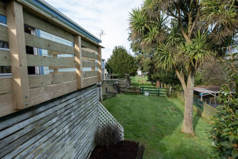 Photo of property in 9 York Street, Eltham, 4322