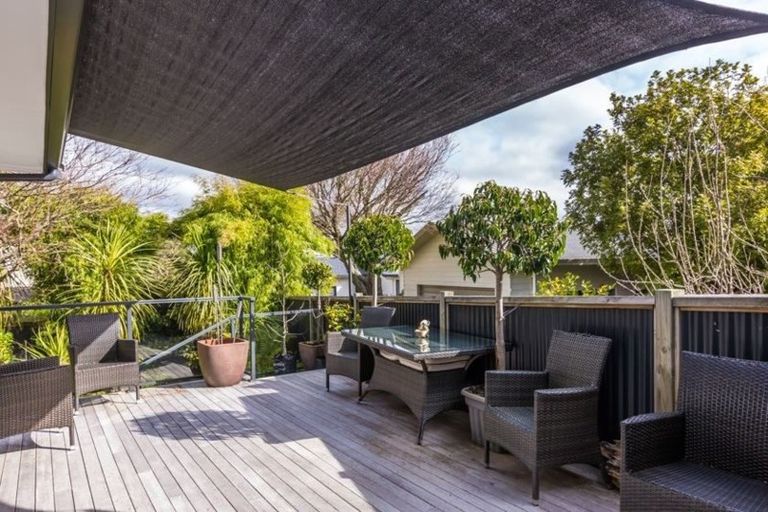 Photo of property in 15 Kurupae Road, Hilltop, Taupo, 3330