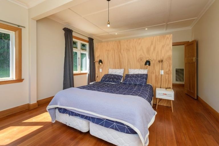 Photo of property in 144 Townsend Road, Miramar, Wellington, 6022