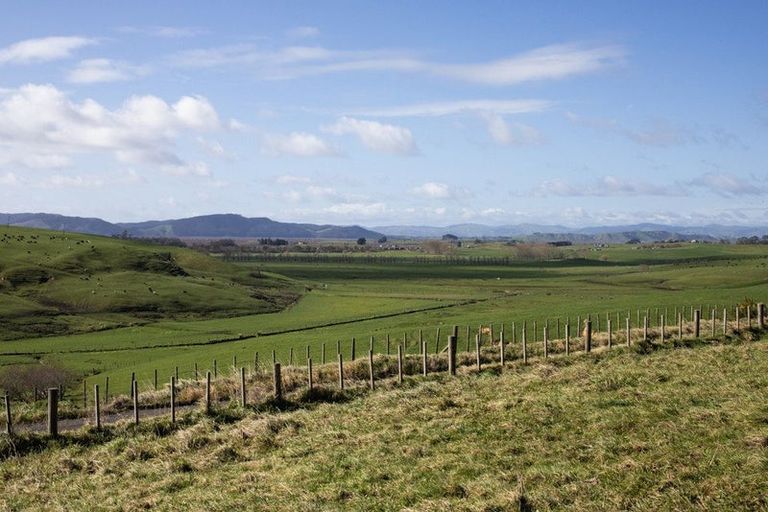 Photo of property in 205 Springhill Road, Whangamarino, 3782