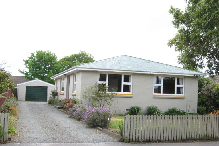 Photo of property in 39 Everest Street, Burnside, Christchurch, 8053