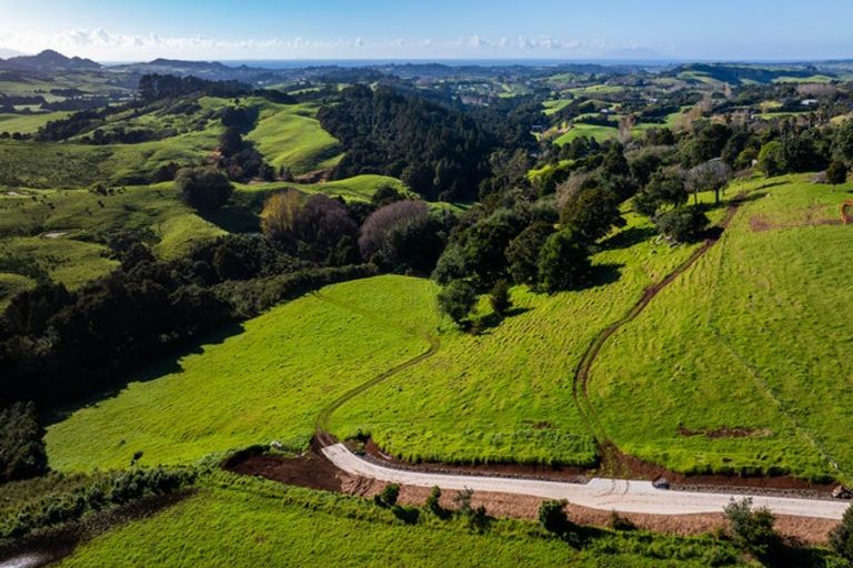 Photo of property in 404 Tara Road, Mangawhai, Kaiwaka, 0573
