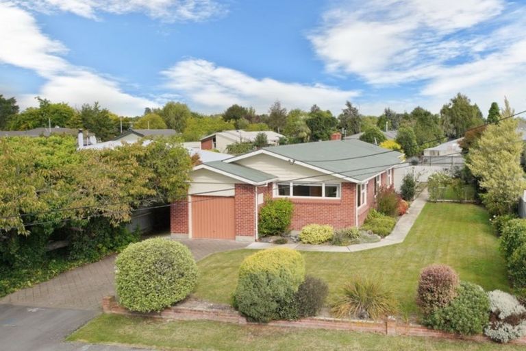 Photo of property in 17 Ashgrove Street, Rangiora, 7400