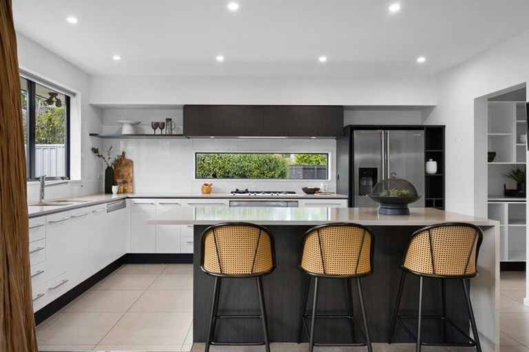 Photo of property in 5 Dalweny Lane, Cracroft, Christchurch, 8025