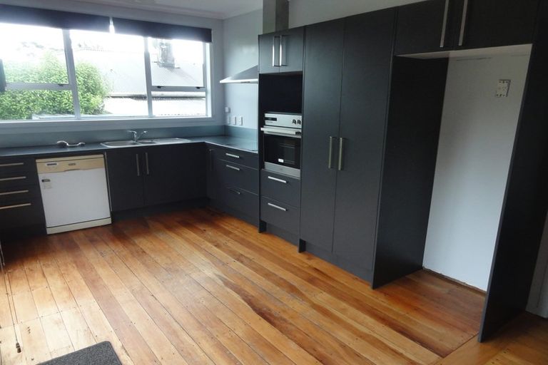 Photo of property in 66b Govett Avenue, Frankleigh Park, New Plymouth, 4310