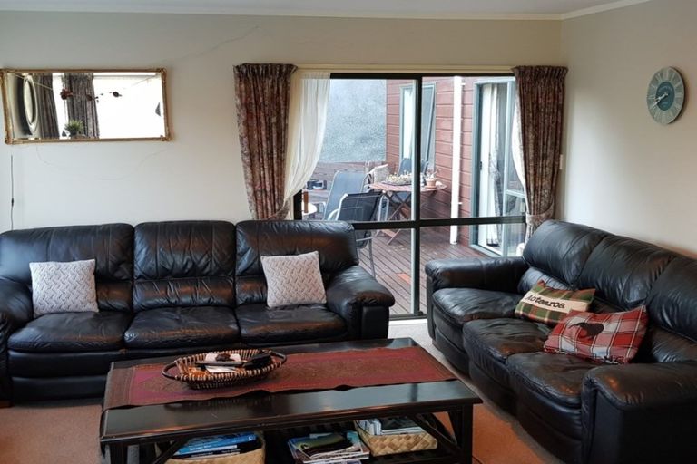 Photo of property in 35 Tyndall Street, Waiwhetu, Lower Hutt, 5010