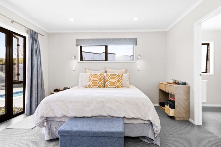 Photo of property in 115 Saint James Drive, Huntington, Hamilton, 3210