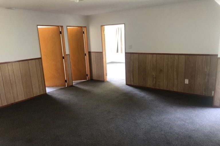 Photo of property in 37 Mcparland Street, Ebdentown, Upper Hutt, 5018