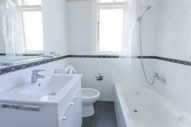 Photo of property in 30 Studholme Street, Somerfield, Christchurch, 8024