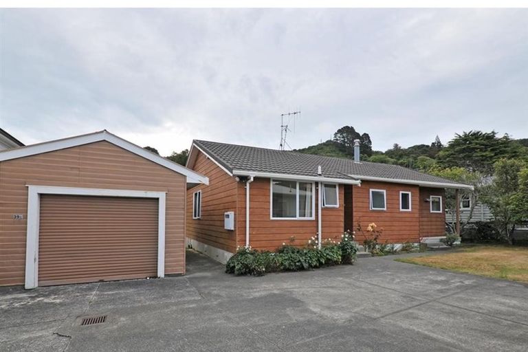 Photo of property in 39c Parkvale Road, Karori, Wellington, 6012