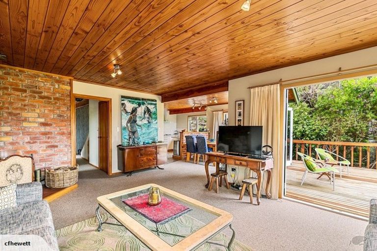 Photo of property in 1/5 Allender Drive, Torbay, Auckland, 0630